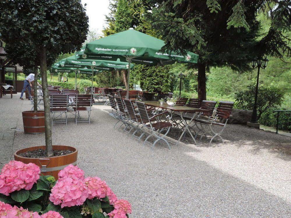 Waldhotel Forellenhof Baden-Baden Exterior photo