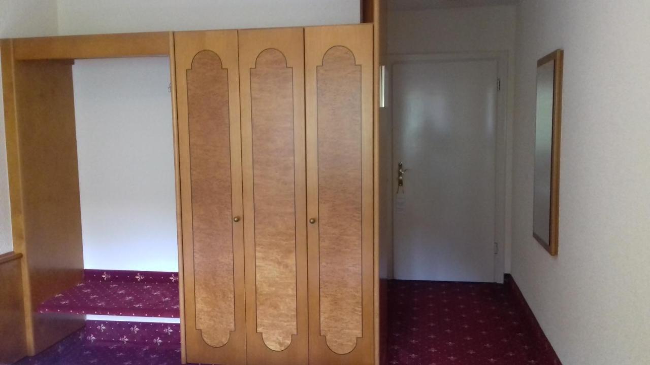 Waldhotel Forellenhof Baden-Baden Room photo